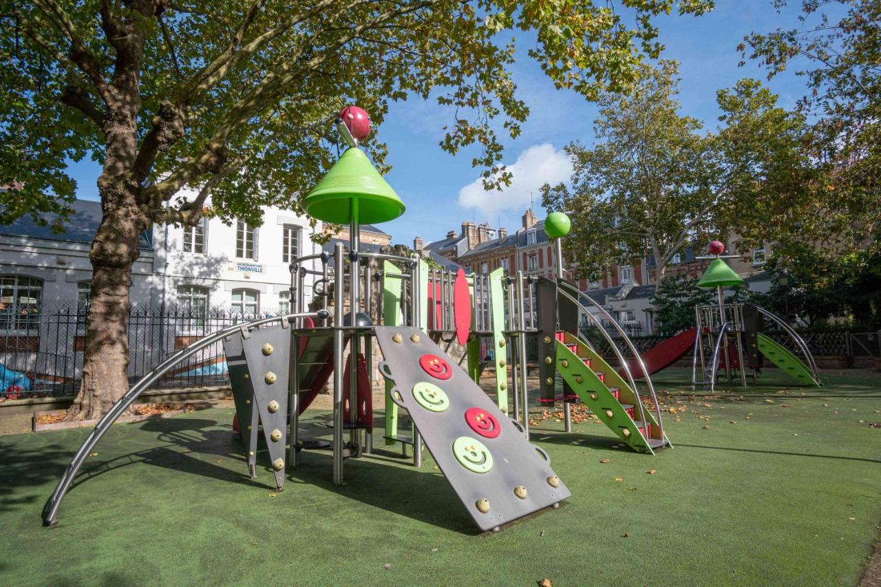 Danton Renaissance - F2 Renove - Tout Equipe Le Havre Exterior photo